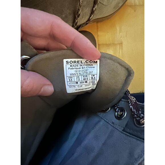 NWOT Sorel Joan Of Arctic Lexie Wedge Grey Brown 9.5 - Picture 4 of 4